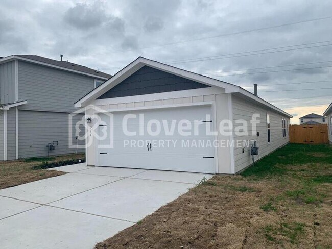 Building Photo - 744 Shoal Crk
