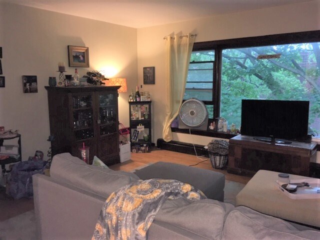 Foto del edificio - 4208 N LEAVITT St