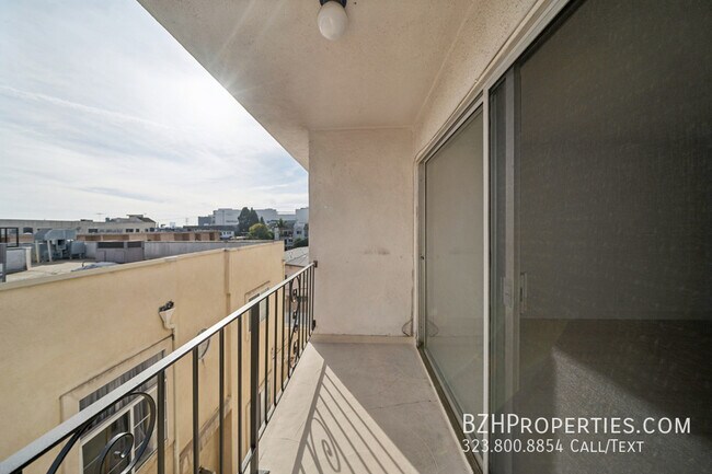 Foto del edificio - 131 Orlando Ave