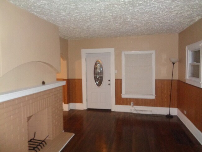 Living Room #1 - 886 Storer Ave