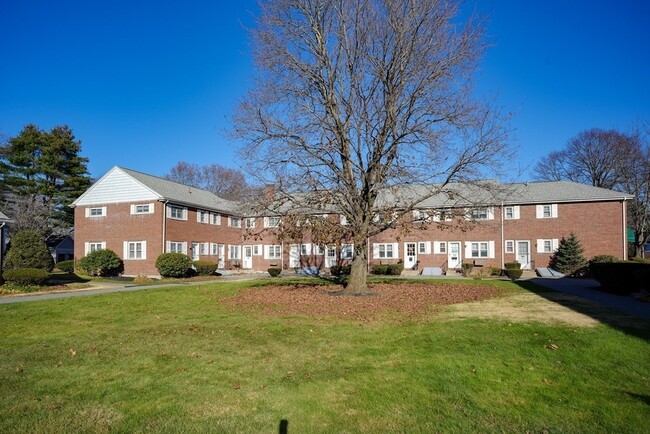 Foto del edificio - 19 Emerson Gardens Rd