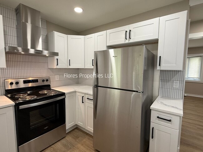 Building Photo - 1053 Oakland Park Ave