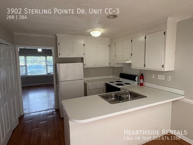 Foto del edificio - 3902 Sterling Pointe Dr