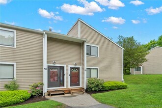 Building Photo - 67 Park Dr