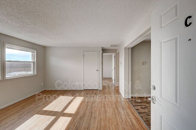 Building Photo - 7309 Bradburn Blvd