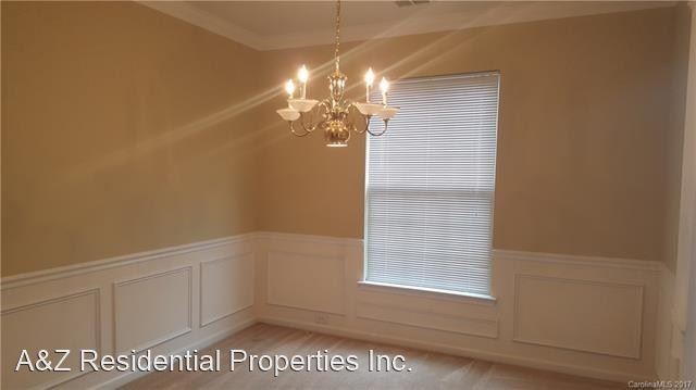 Foto del edificio - 6 br, 3.5 bath House - 16831 Macanthra Drive