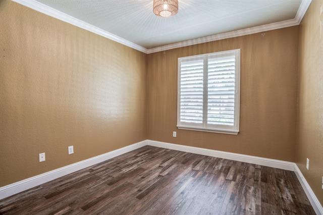 Building Photo - 1609 Broadmoor Dr