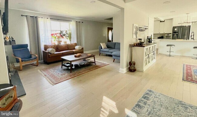 Foto del edificio - 403 Merryman Rd