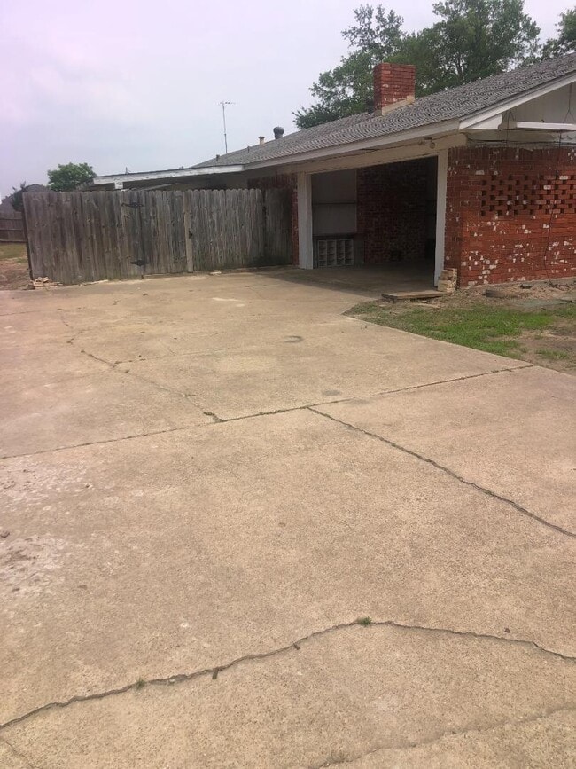 Foto del edificio - 297 Glendon St
