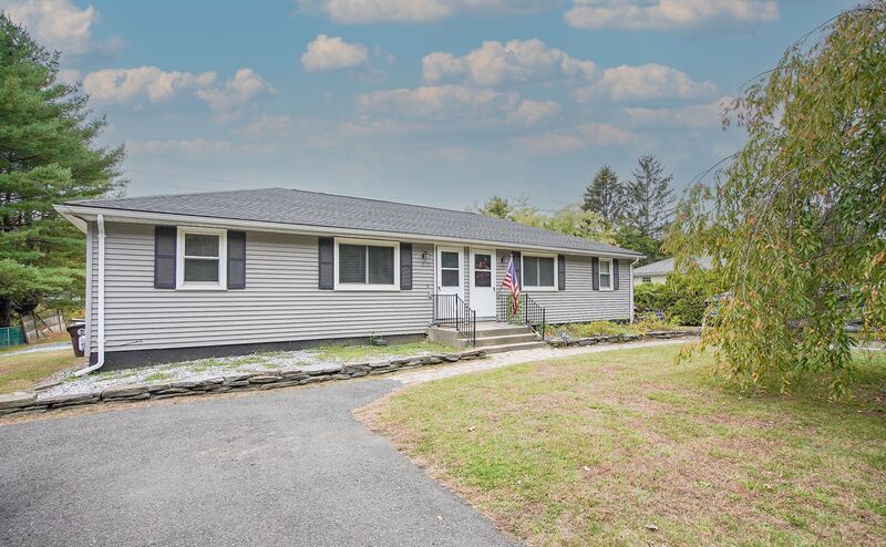 1133-1135 N Westfield Street - 1133-1135 N Westfield Street