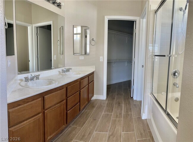 Foto del edificio - 1109 E Malibu Sands Ave