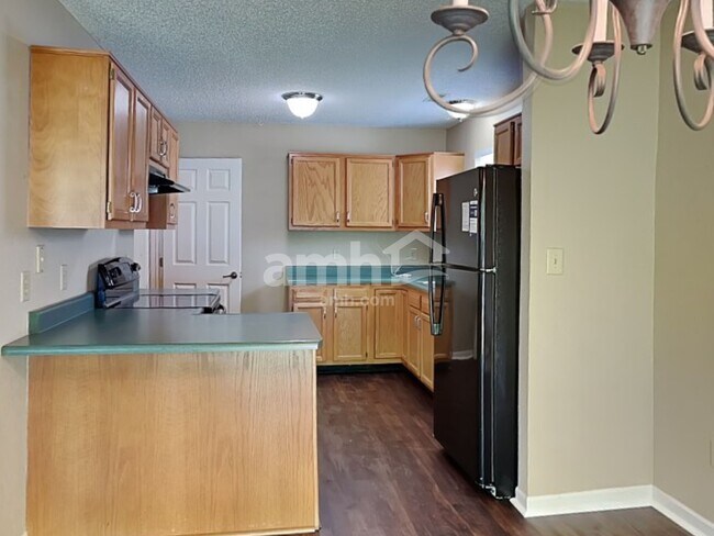 Foto del edificio - 412 E Pine Ridge Dr