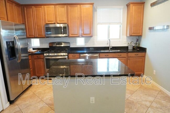 Building Photo - 2981 E Nighthawk Wy