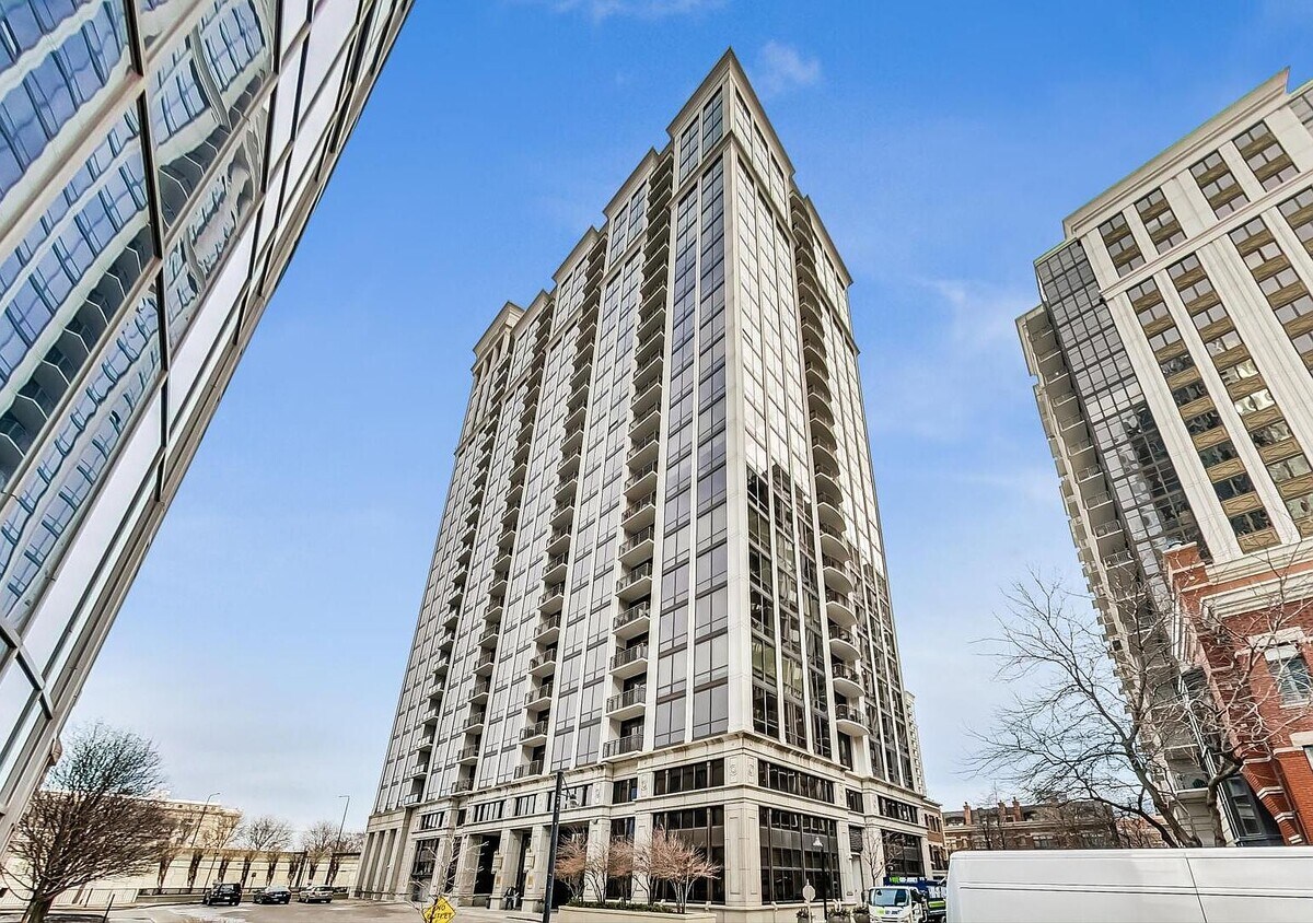 Exterior - 233 E 13th St