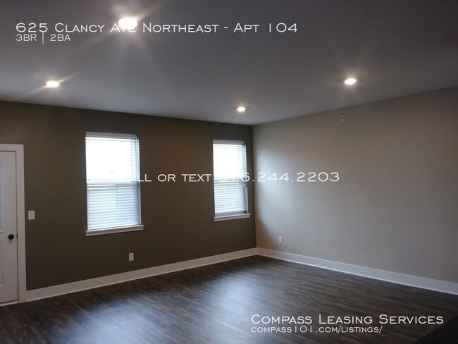 Foto del edificio - 625 Clancy Ave NE