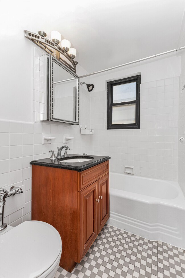 Foto del edificio - 140 E 56th St