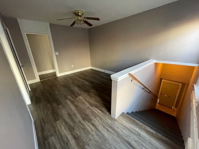 Foto del edificio - 141 W Ridge St