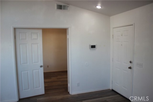 Foto del edificio - 44762 Shadowcrest Dr