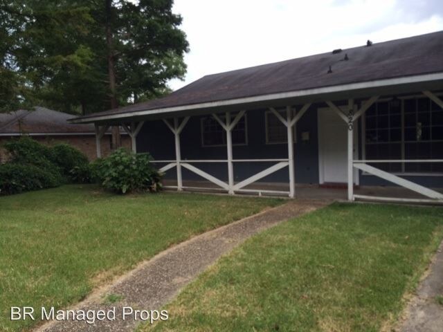 Primary Photo - 4 br, 2 bath House - 820 Burgin