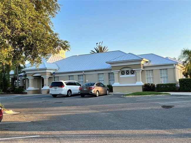 Building Photo - 8169 Fan Palm Way