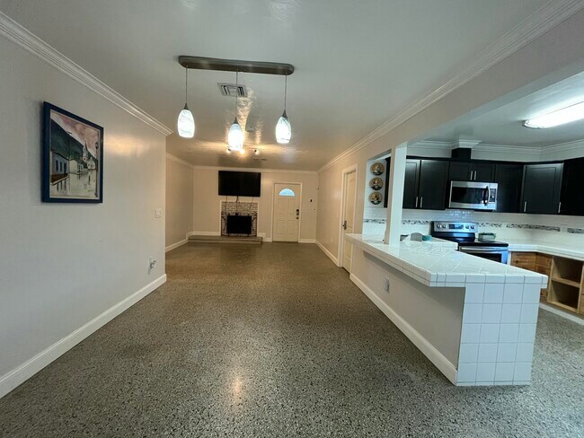 Foto del edificio - 14885 Whatley Rd