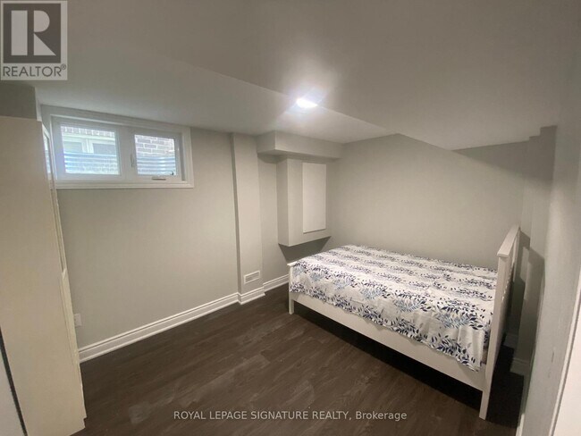 Building Photo - 487-3-R487 Aztec Dr
