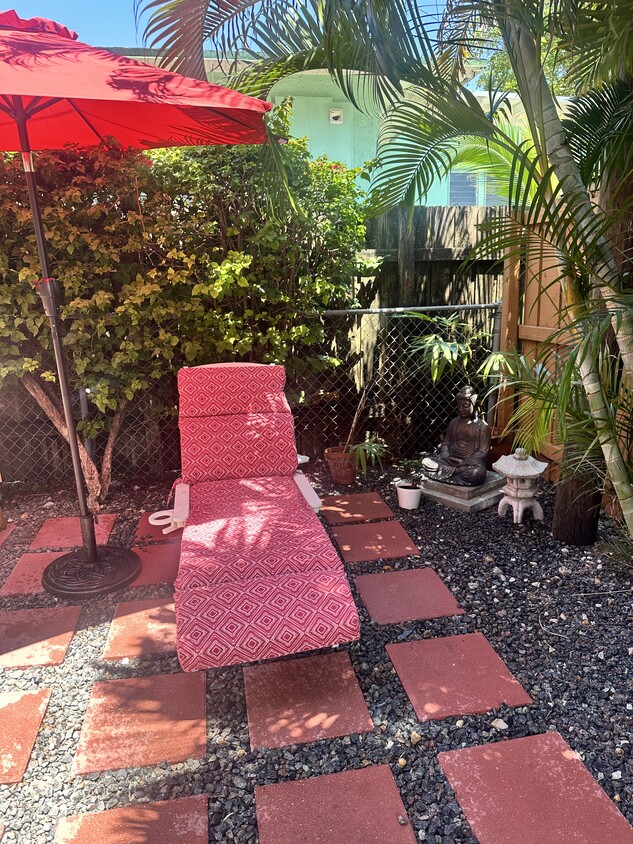 Primary Photo - 191 NW 17th Ave