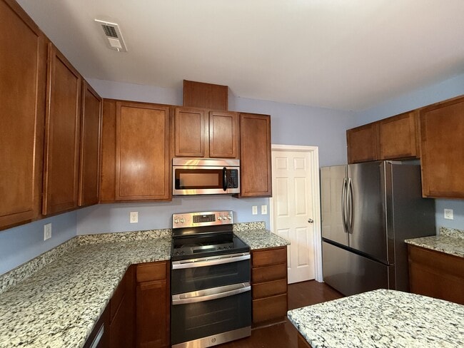 Building Photo - 4018 Lady Slipper Ln