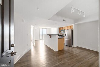 Building Photo - 414 Water St