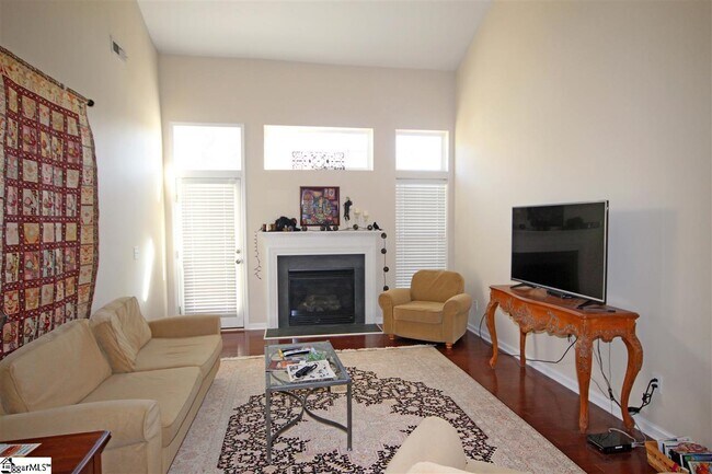 Building Photo - 308 Majesty Ct