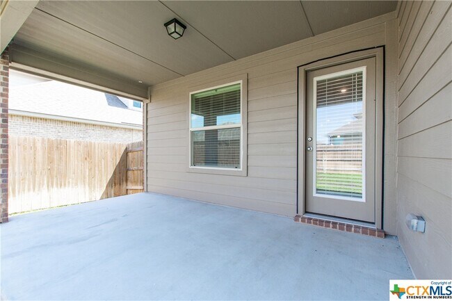 Building Photo - 2516 Bargello St