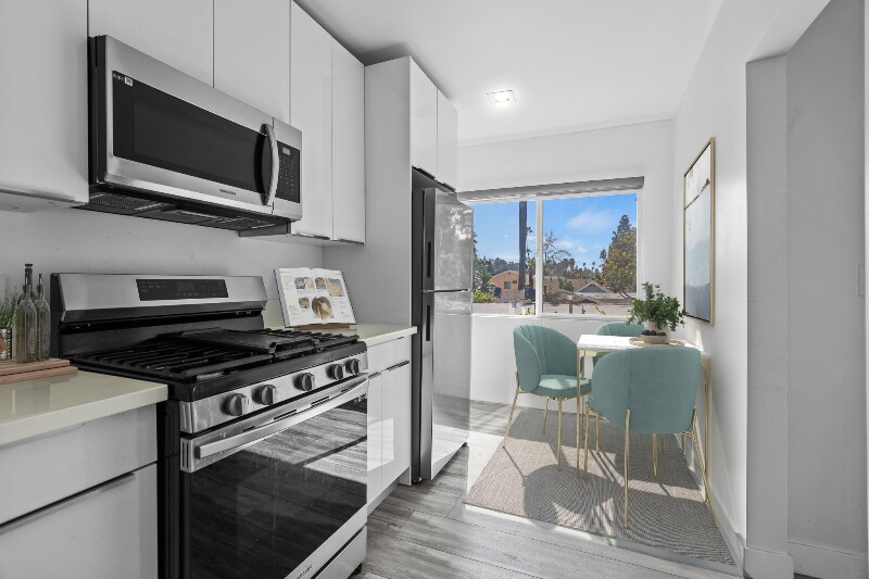 Foto principal - 1486 Silver Lake Blvd