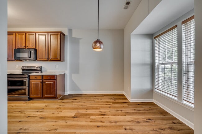 Photo - "Charming 3-Bedroom Retreat in Fort Mill -... Apartment