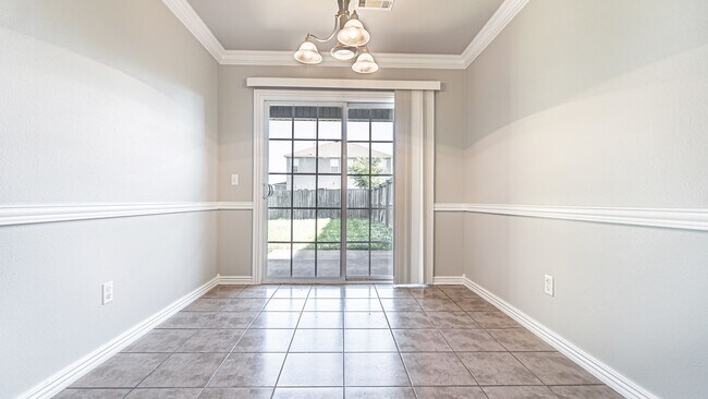 Foto del edificio - Jones - 261-263 Copper Oaks Dr