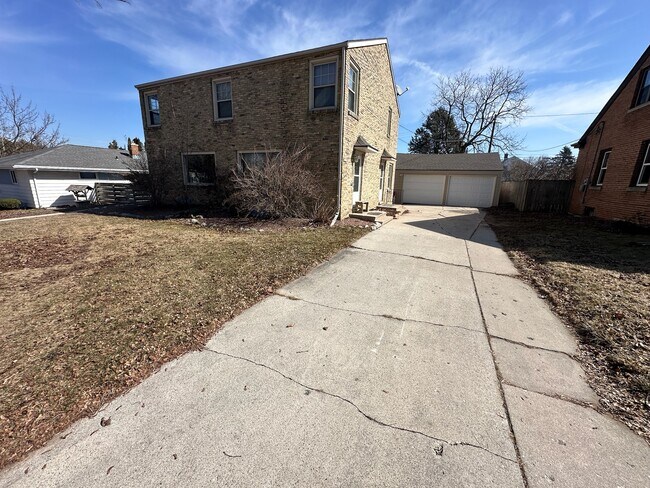 Foto del edificio - 1217 N 9th St