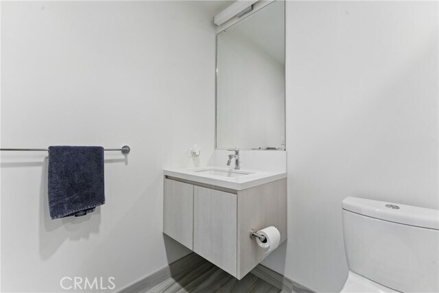 Foto del edificio - 1050 S Grand Ave