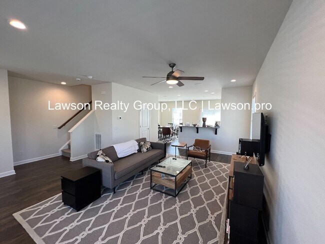 Foto del edificio - Upscale and Spacious Daleville Townhome