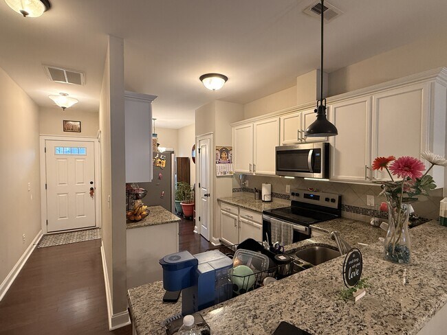 Photo - 1808 Fox Den Way Townhome