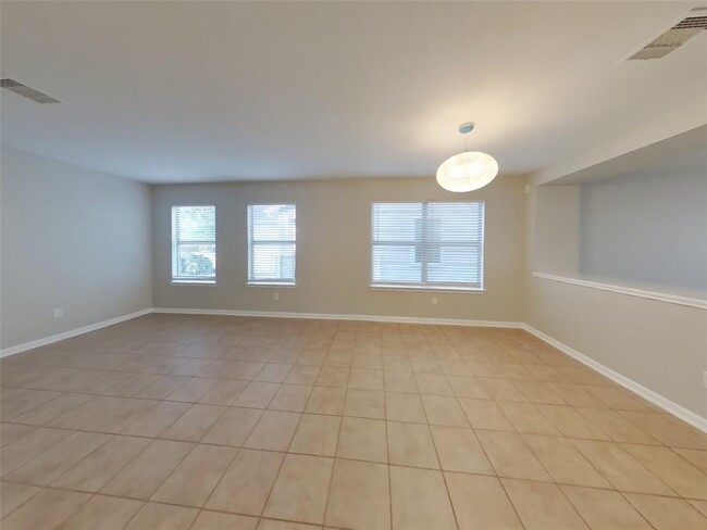 Foto del edificio - 15543 Liberty Cypress Ct