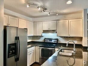 Building Photo - 3306 Selwyn Farms Ln