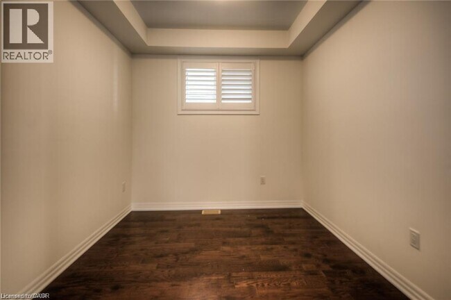 Building Photo - 107 Watermill St