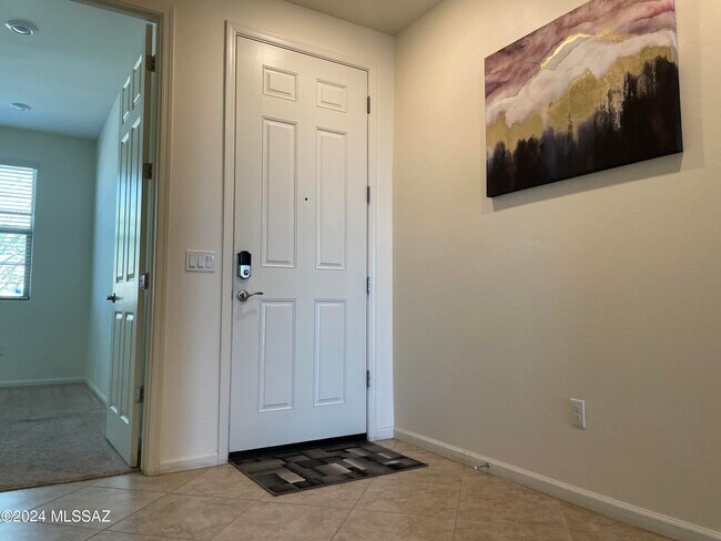Building Photo - 17292 S Nicholas Falls Dr