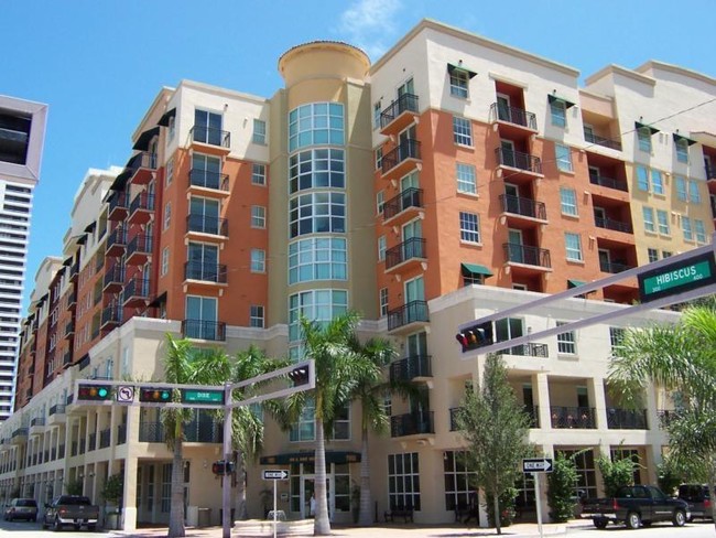 Building Photo - 600 S Dixie Hwy