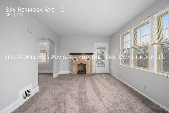 Building Photo - 834 Hermosa Ave - 2