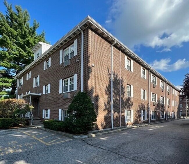 Foto del edificio - 31 Pond St