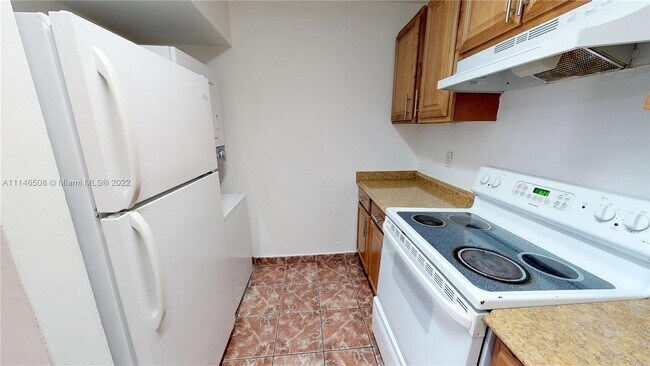 Foto del edificio - 6675 W 26th Ct