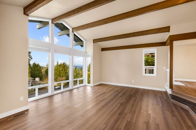 Foto del edificio - 4758 153rd Ave SE