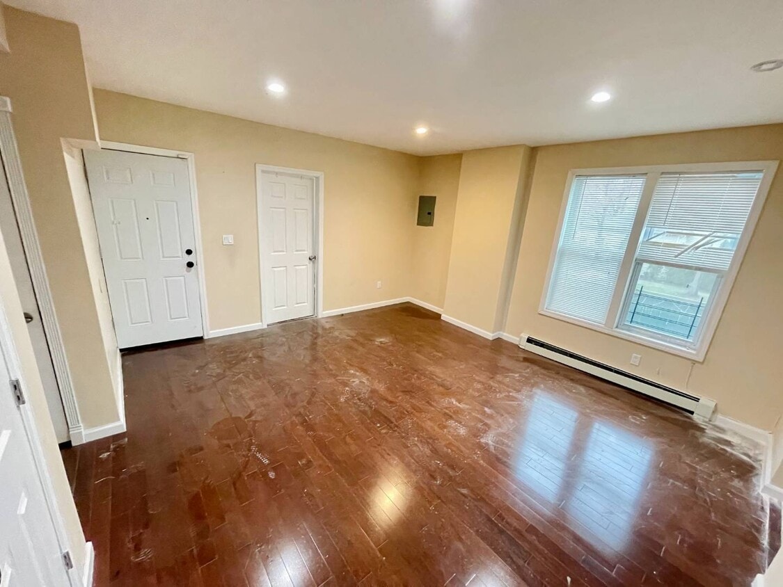 1601 Overing St, The Bronx, NY 10461 House Rental in The Bronx, NY