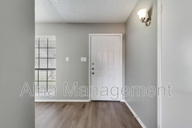 Building Photo - 500 Justice Dr