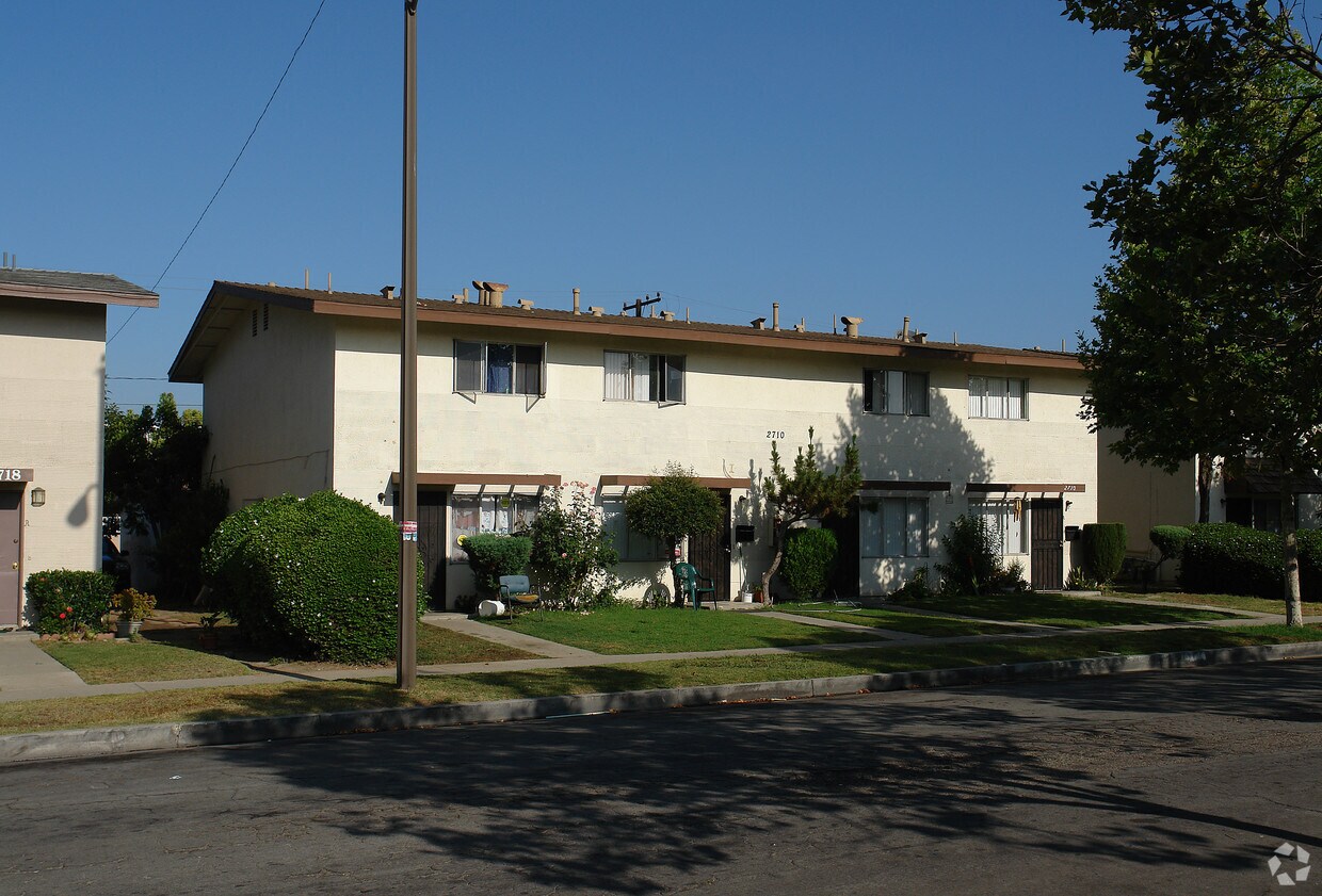 Foto principal - 2710 S Baker St